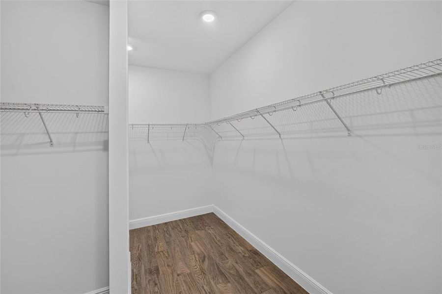 Spacious, unfurnished interior of a new home in , Ocala (Image 47).