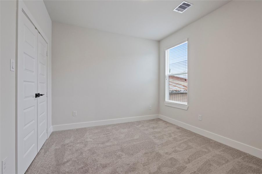 Spacious, unfurnished interior of a new home in , Houston (Image 29).