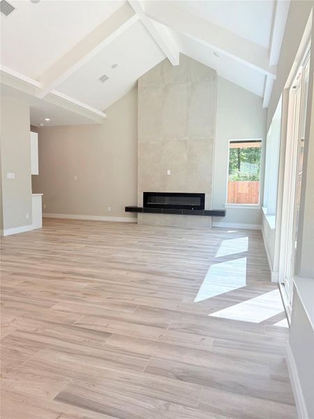 Spacious, unfurnished interior of a new home in , New Caney (Image 33).