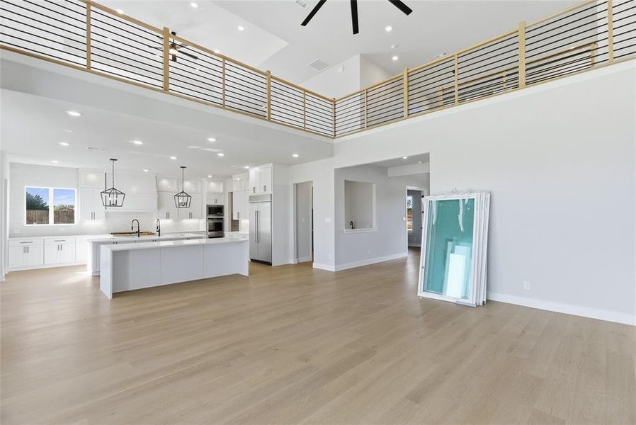 Spacious, unfurnished interior of a new home in Hidden Valley 1, Princeton (Image 19).