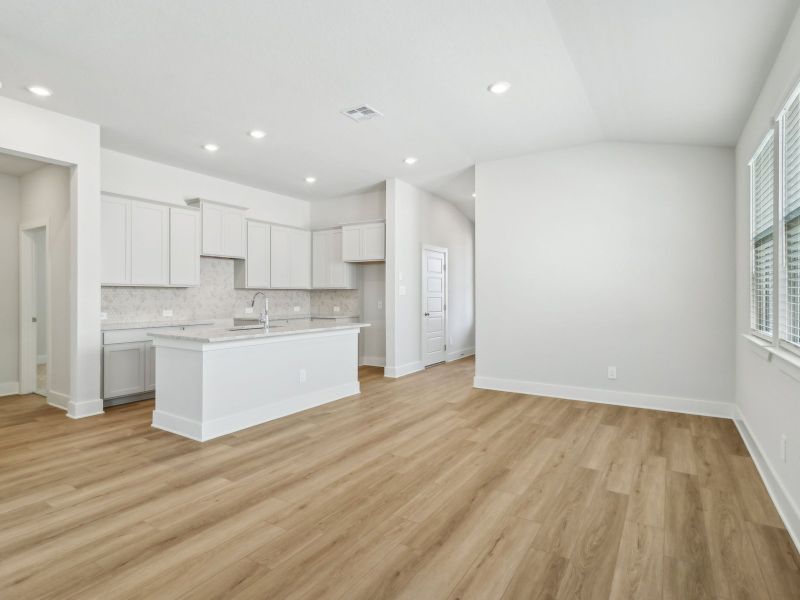 Dining room in the San Saba floorplan at a Meritage Homes community.