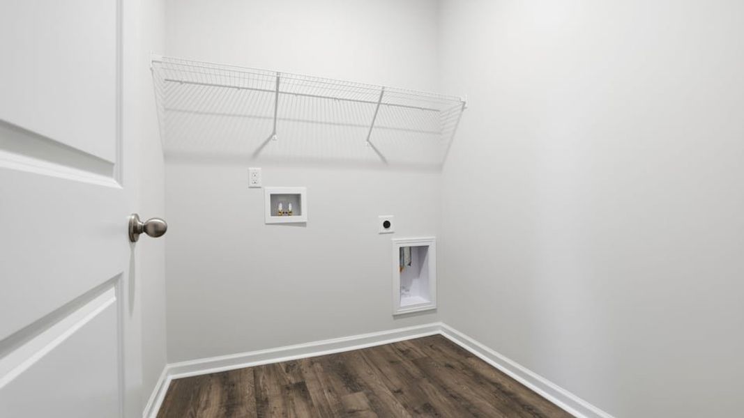 Spacious, unfurnished interior of a new home in Waverly Station, Greenwood (Image 34).