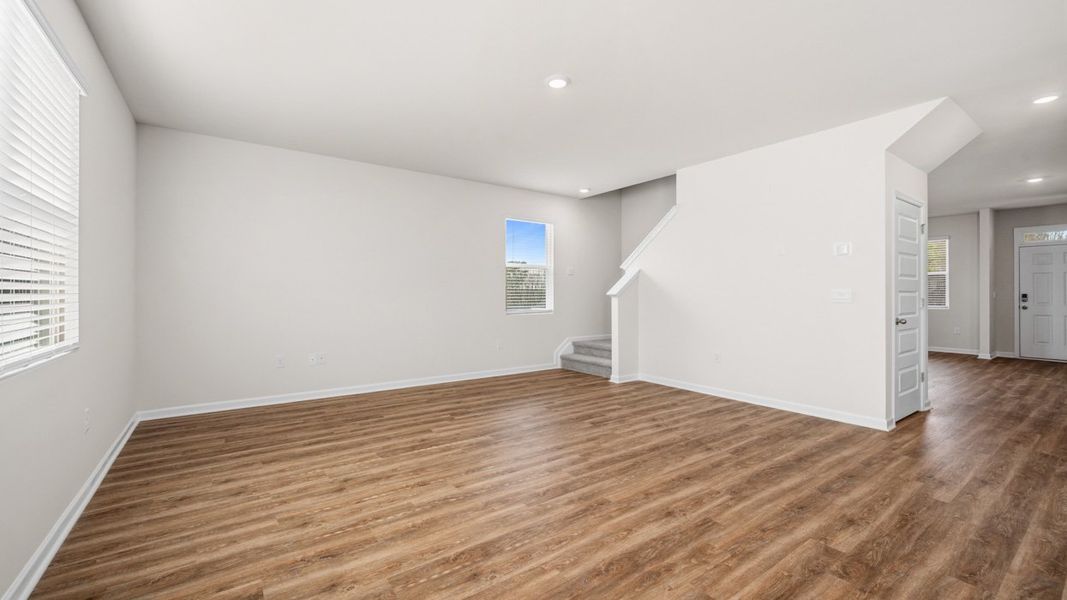 Spacious, unfurnished interior of a new home in Brooks Station, Dacula (Image 17).