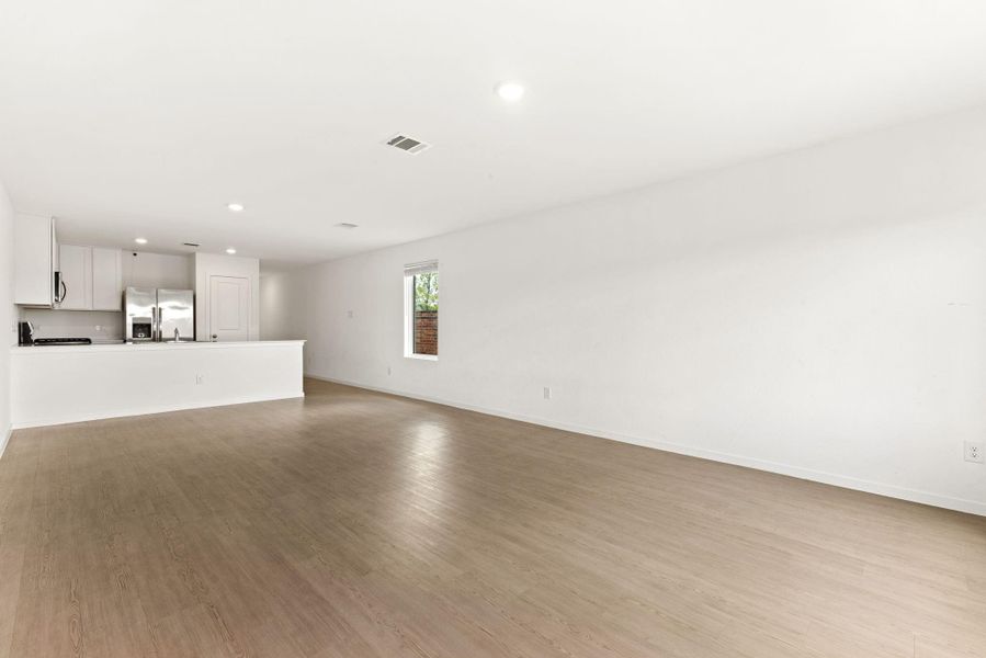 Spacious, unfurnished interior of a new home in , Katy (Image 22). Spacious, unfurnished interior of a new home in , Katy (Image 22).