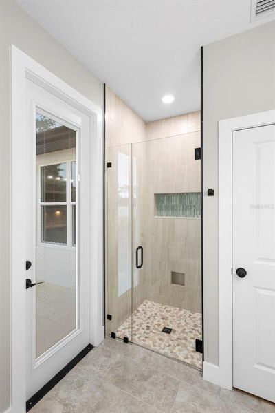 Furnished interior view inside a new home in , Eustis (Image 14).