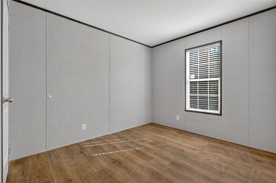 Spacious, unfurnished interior of a new home in , Williston (Image 17).