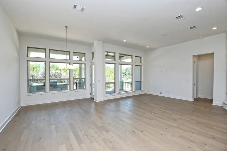 Representative unfurnished interior of a home built from the Siena III by Giddens Homes in Clearwater Ranch, Liberty Hill (Image 255).