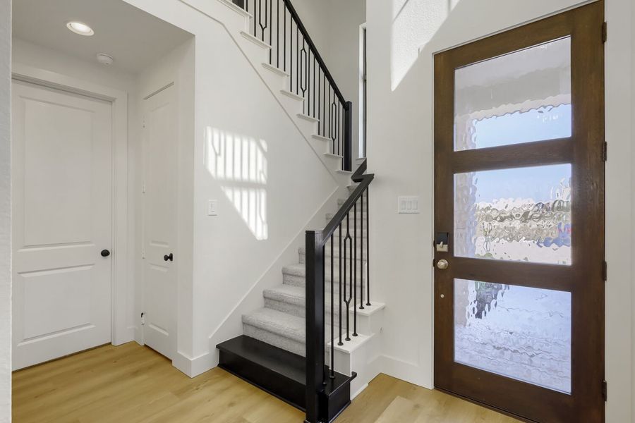 1705 Clover Fern - Entry