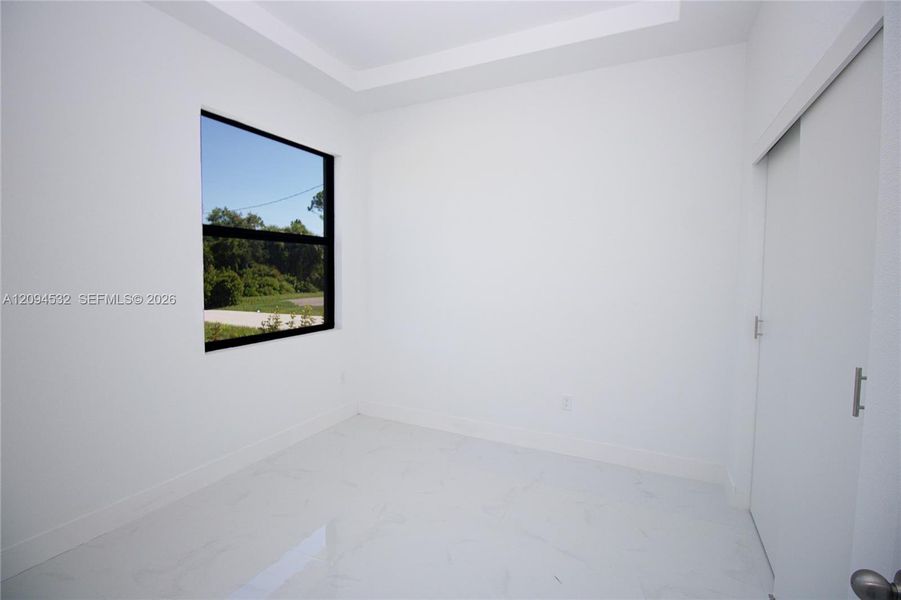 Spacious, unfurnished interior of a new home in , Lehigh Acres (Image 20).