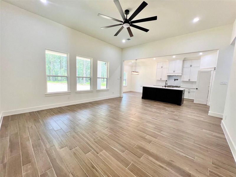 Spacious, unfurnished interior of a new home in , Dayton (Image 34).