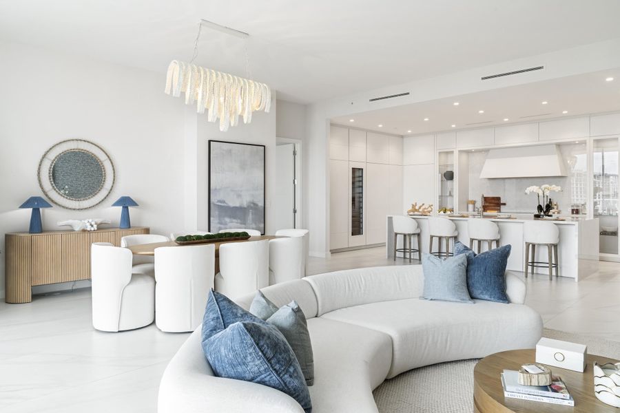 Dining to Kitchen
