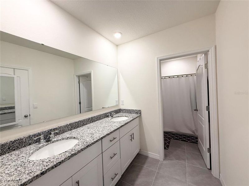 Furnished interior view inside a new home in , Kissimmee (Image 18).