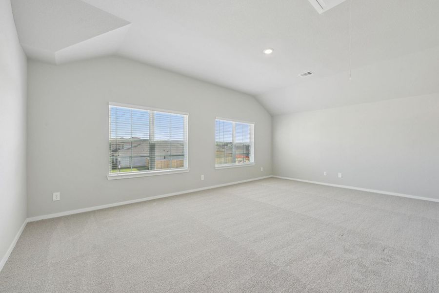 Spacious, unfurnished interior of a new home in Riviera Pines - Classic Series, Huffman (Image 33).