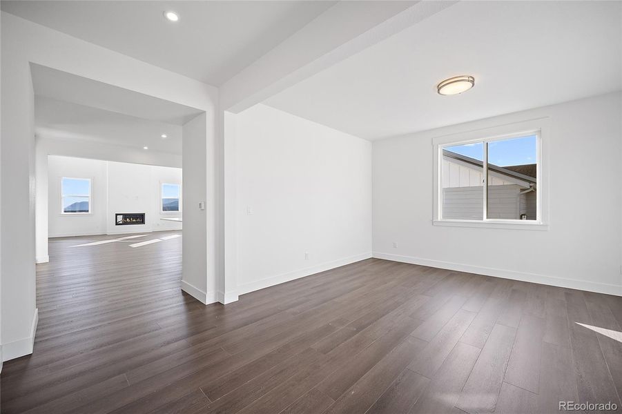 Spacious, unfurnished interior of a new home in Jackson Creek, Monument (Image 35).