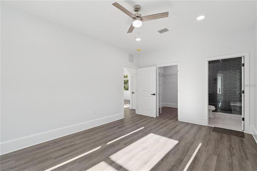 Spacious, unfurnished interior of a new home in , Palm Coast (Image 26). Spacious, unfurnished interior of a new home in , Palm Coast (Image 26).