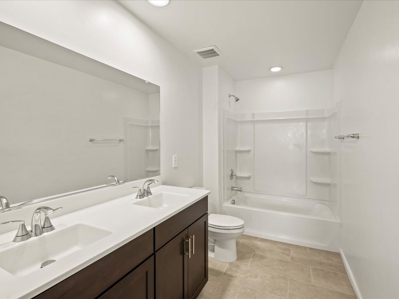 Furnished interior view inside a new home in Hanson Ridge, Vail (Image 6).