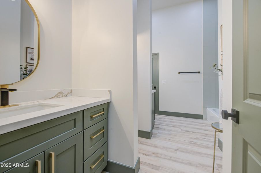 Bathroom 2-pic 1 Bathroom 2-pic 1