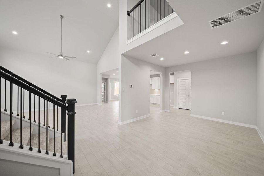 Spacious, unfurnished interior of a new home in Morton Creek Ranch, Katy (Image 16). Spacious, unfurnished interior of a new home in Morton Creek Ranch, Katy (Image 16).