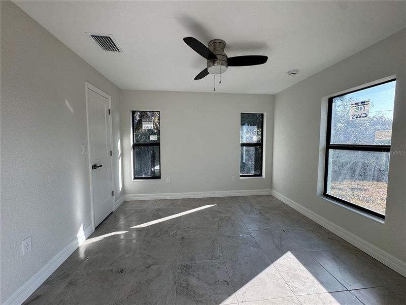 Spacious, unfurnished interior of a new home in , Port Charlotte (Image 23).