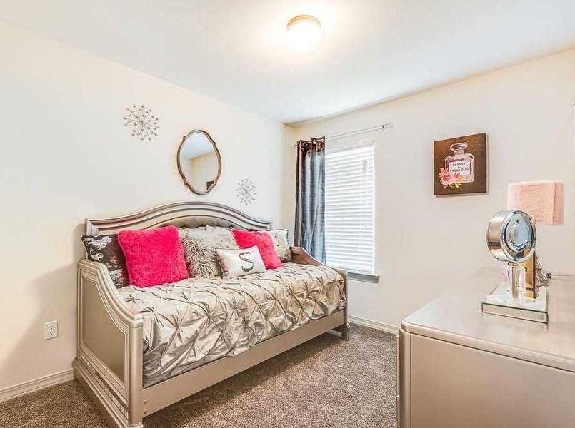 Representative furnished interior of a home built from the Valerie 1371 SSC by Saratoga Homes in Crossland, El Paso (Image 8).