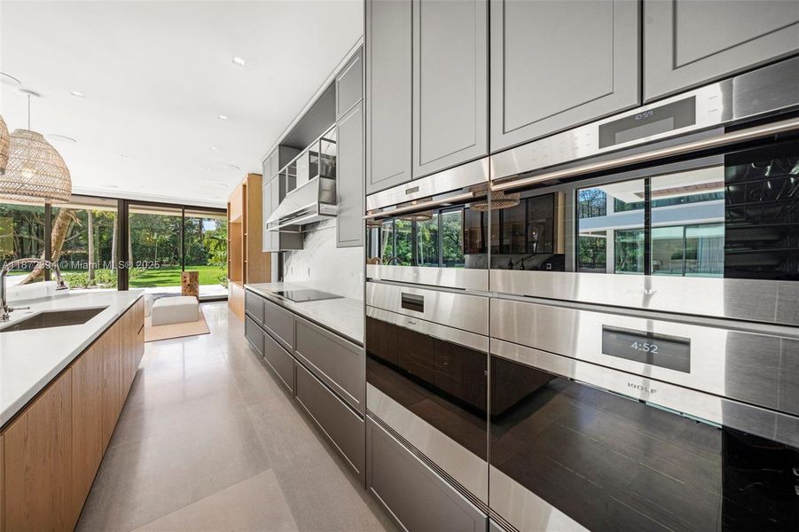 Furnished interior view inside a new home in , Coral Gables (Image 48).