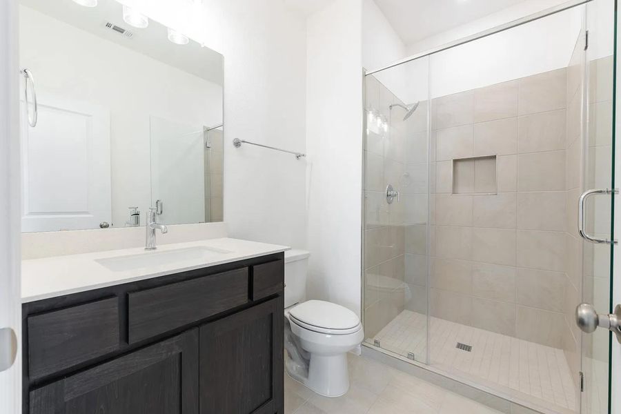 Brookdale II C bathroom 3