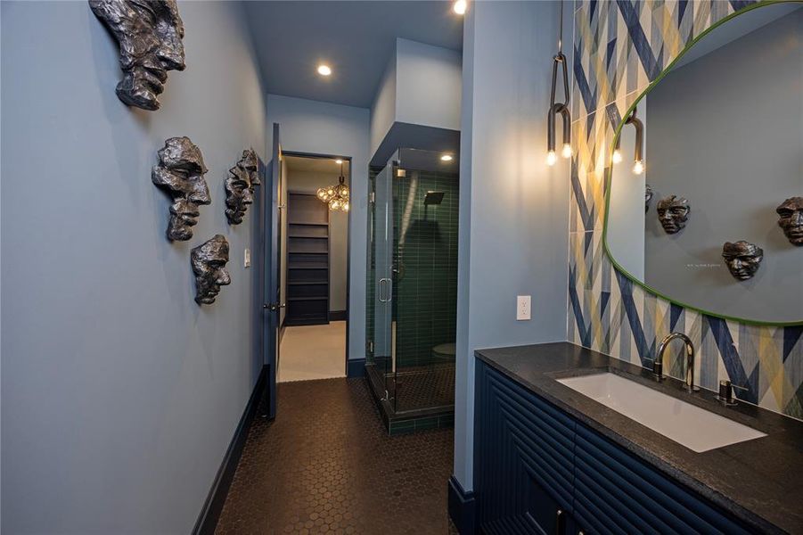 Furnished interior view inside a new home in , Southlake (Image 28).