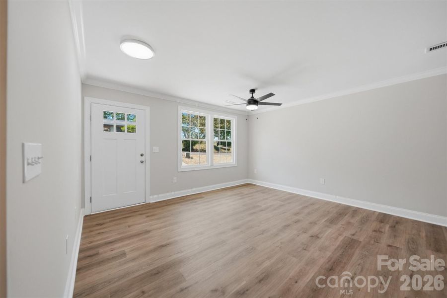 Spacious, unfurnished interior of a new home in , Hickory (Image 30).