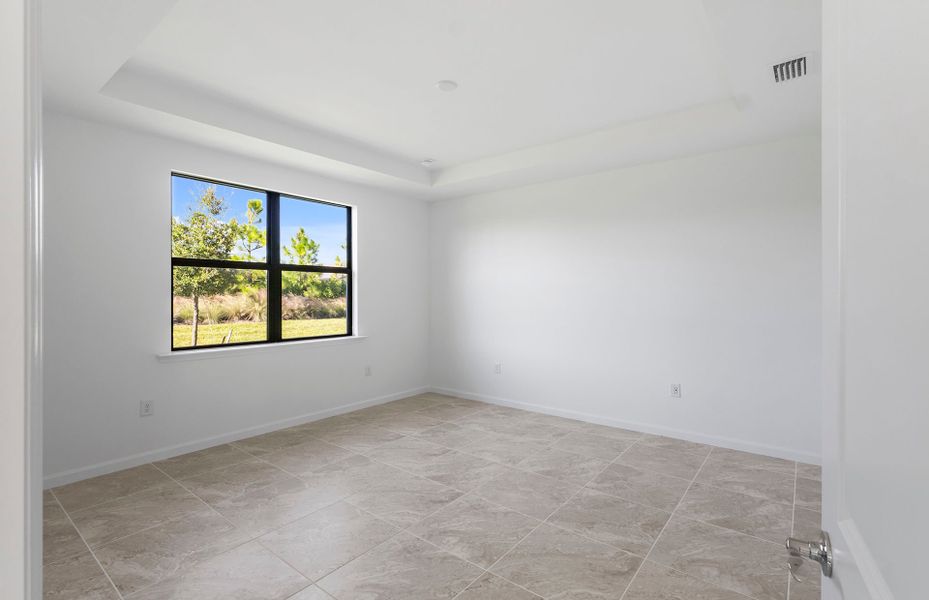 Spacious, unfurnished interior of a new home in Terreno, Naples (Image 11).