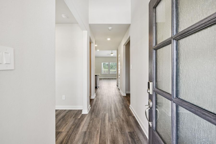 Photo is not of the actual home, but is an inspirational photo of builder’s model home and may depict options, furnishings, and/or decorator features that are not included Photo is not of the actual home, but is an inspirational photo of builder’s model home and may depict options, furnishings, and/or decorator features that are not included