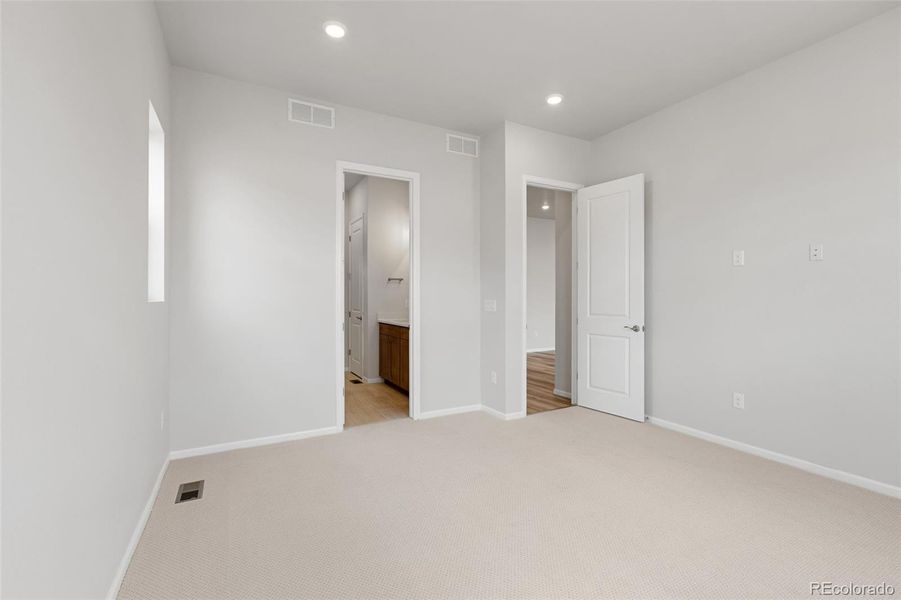 Spacious, unfurnished interior of a new home in The Manors Collection at Golden Overlook, Lakewood (Image 21).