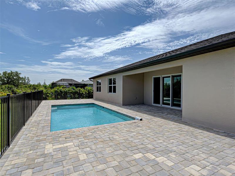 Exterior details and patio area of a home in , Port Charlotte (Image 19).