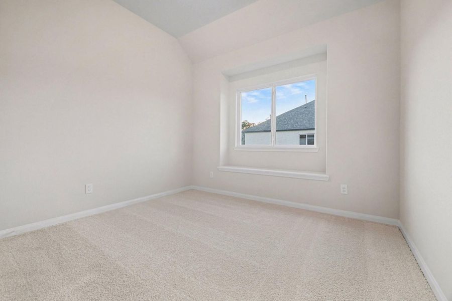 Spacious, unfurnished interior of a new home in Rose Hill Estates, Willis (Image 28).