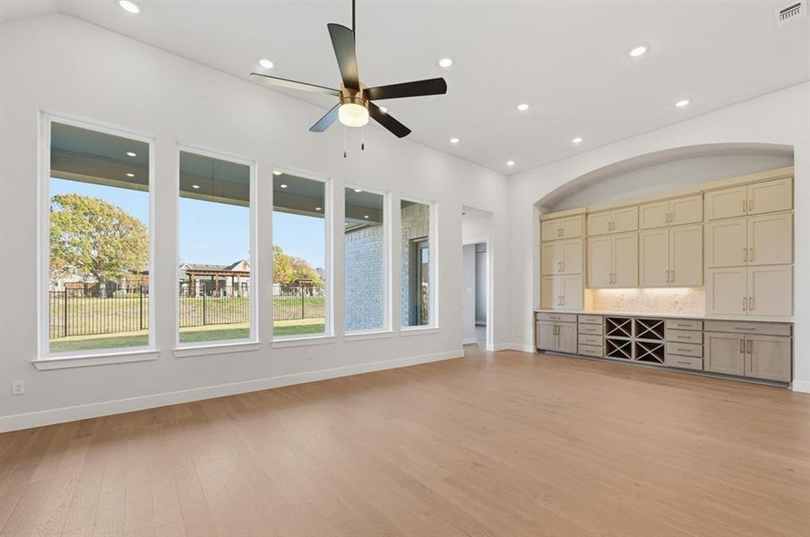 Spacious, unfurnished interior of a new home in Saddle Star Estates, Rockwall (Image 11).