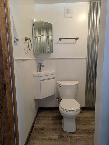 Furnished interior view inside a new home in , Granbury (Image 12). Furnished interior view inside a new home in , Granbury (Image 12).