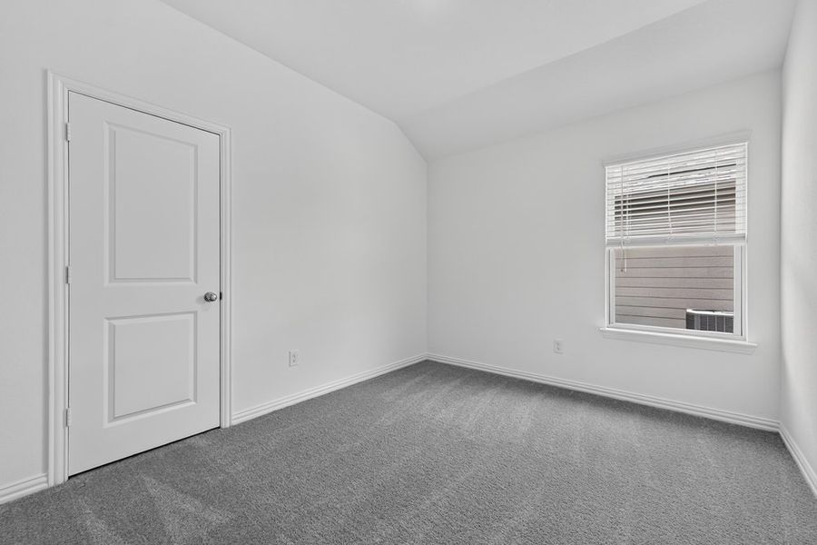 Spacious, unfurnished interior of a new home in River Ridge, Crandall (Image 27).