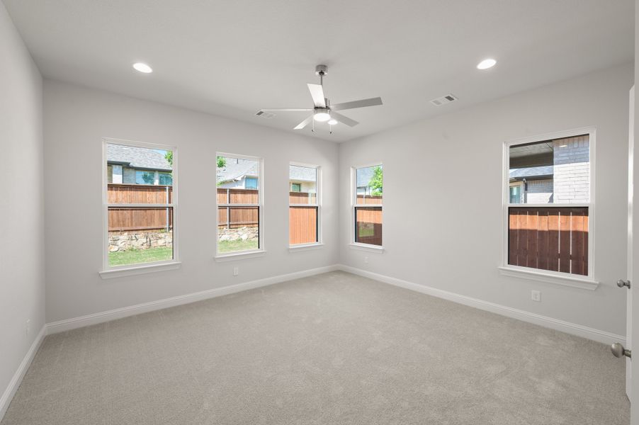 Spacious, unfurnished interior of a new home in Bridgewater, Midlothian (Image 39).