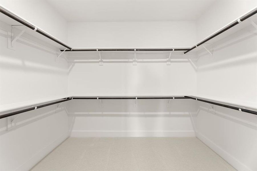 Spacious, unfurnished interior of a new home in Inspiration, Lucas (Image 22).