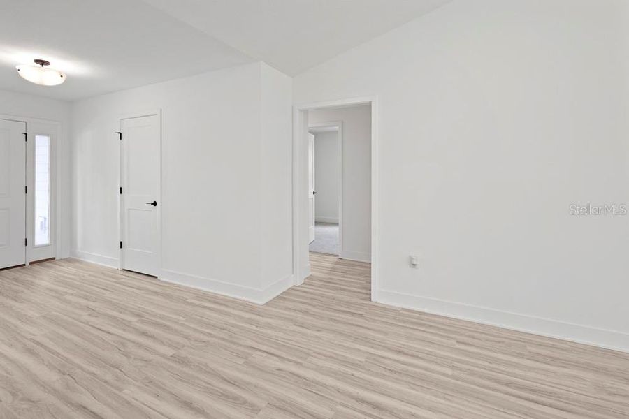 Spacious, unfurnished interior of a new home in The Preserve at Laurel Lake, Lake City (Image 18).