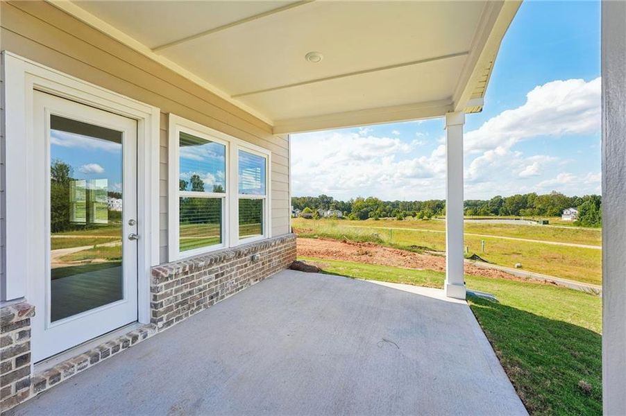 Exterior details and patio area of a home in Hemingway - Reserve Series, Cumming (Image 33).
