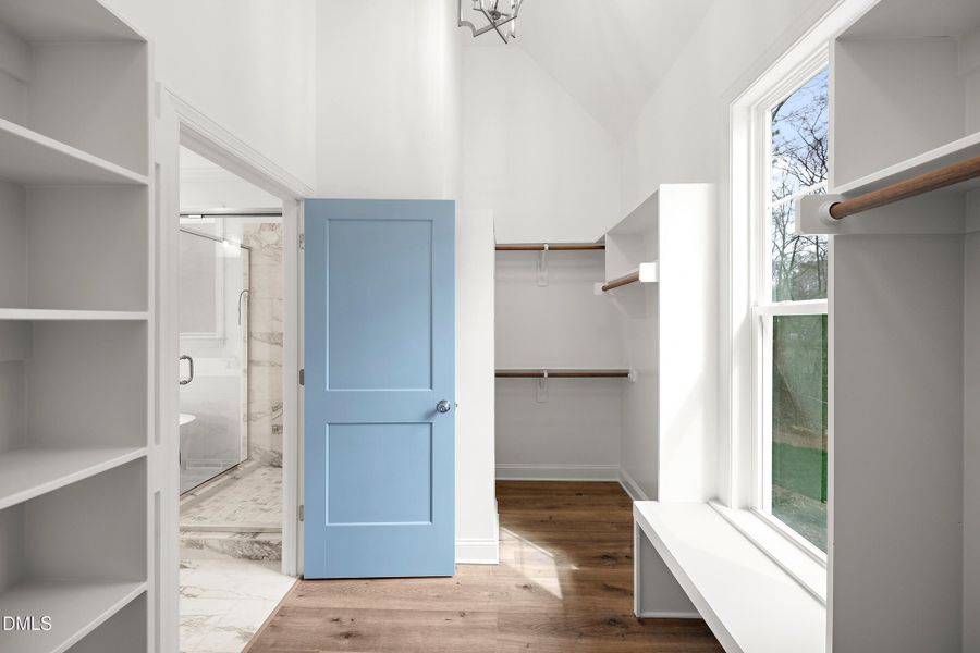 95604082-B993-4049-A9FE-C859F906689C