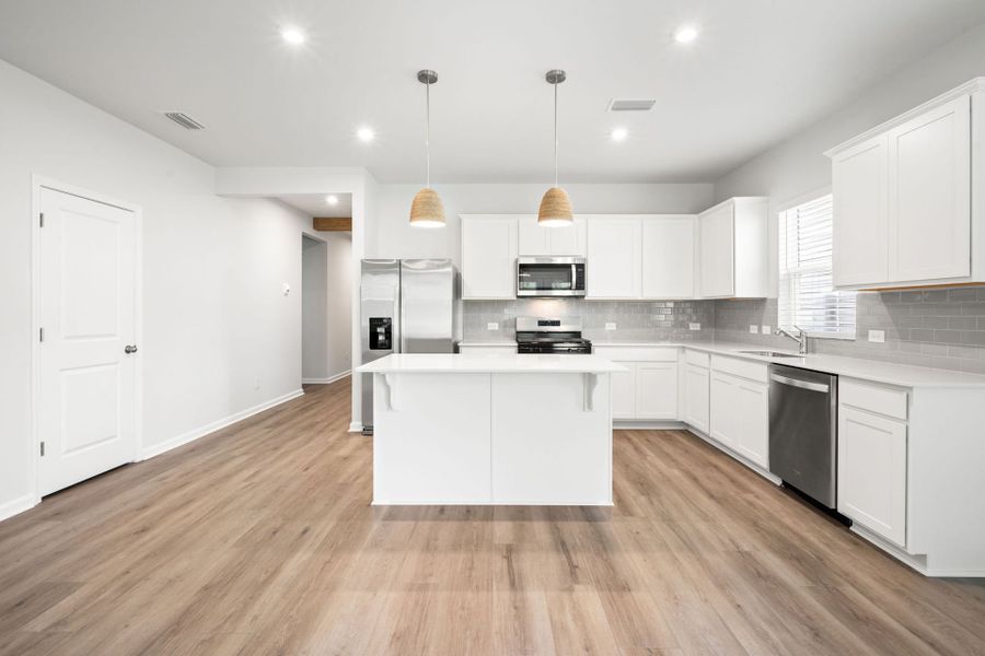 Furnished interior view inside a new home in Heartwood, Richmond Hill (Image 5). Furnished interior view inside a new home in Heartwood, Richmond Hill (Image 5).