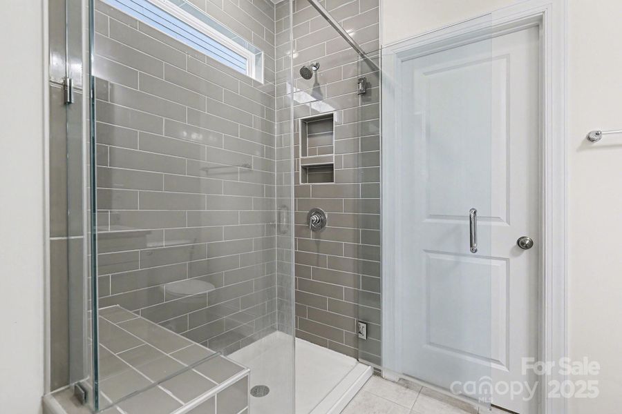 Image 27 of a home in .