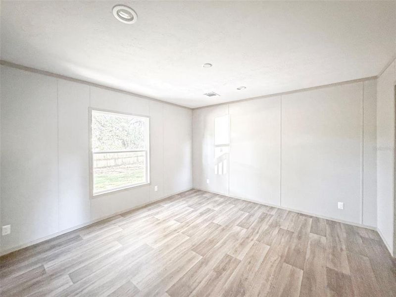 Spacious, unfurnished interior of a new home in , Polk City (Image 21).