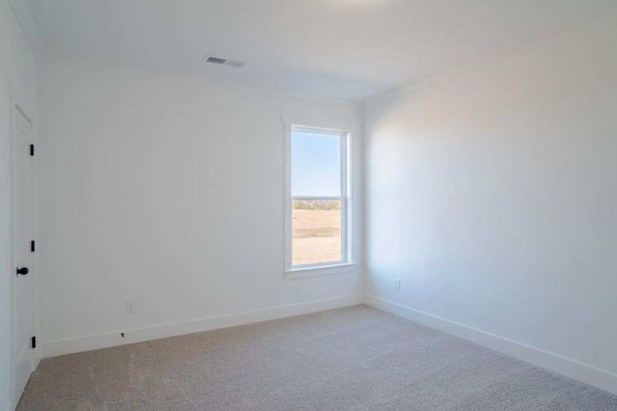 Spacious, unfurnished interior of a new home in Magnolia Ridge, Monroe (Image 26).
