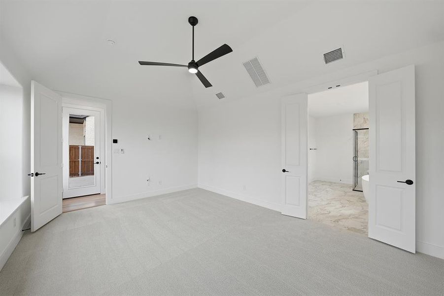 Spacious, unfurnished interior of a new home in Hillside Village, Celina (Image 26).