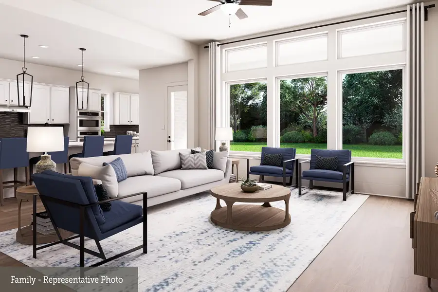 The Nacadoches - Family Room