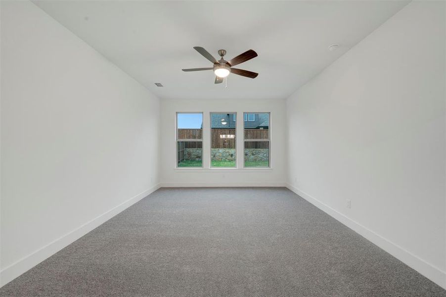 Spacious, unfurnished interior of a new home in Vintage Village, Argyle (Image 33).