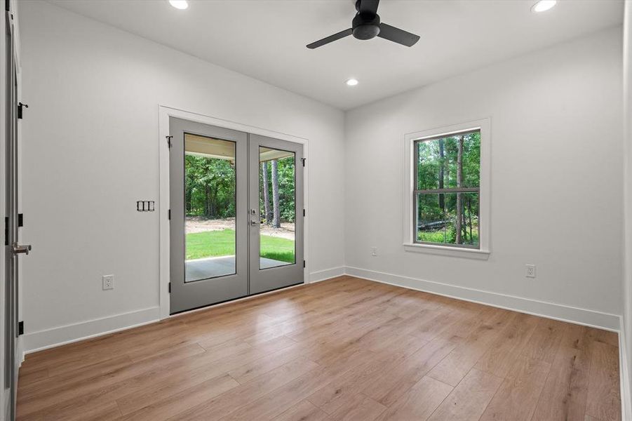 Spacious, unfurnished interior of a new home in , Grand Saline (Image 22).