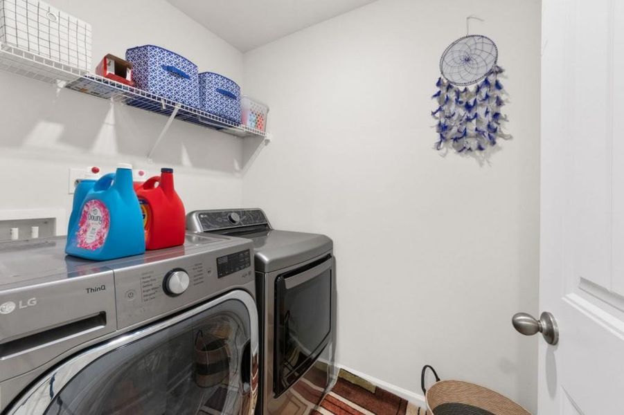 Furnished interior view inside a new home in , Dawsonville (Image 31).